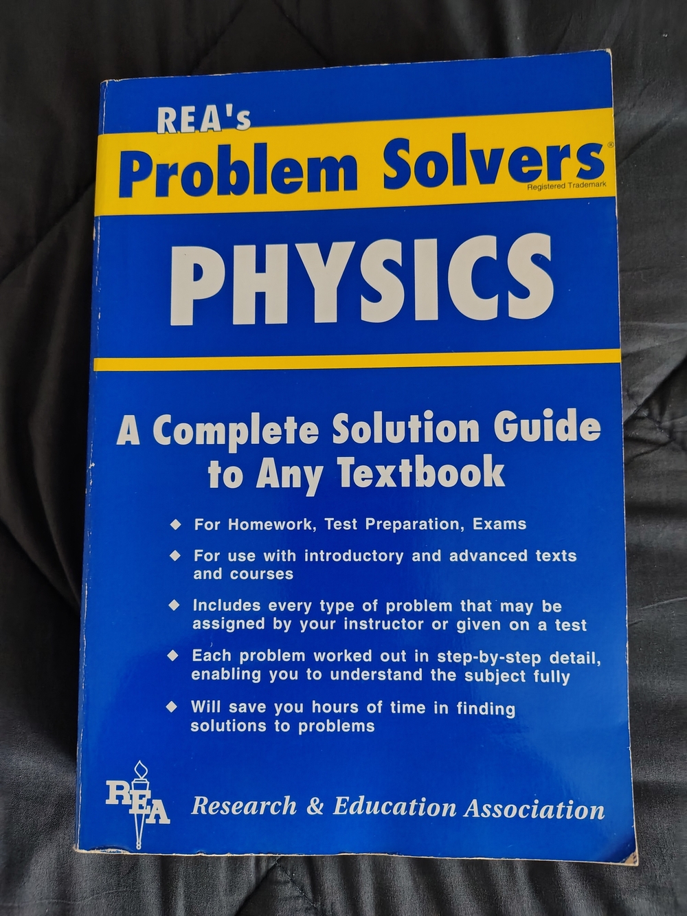 REA's Problem Solvers Physics - Blue & Yellow Solution Guide